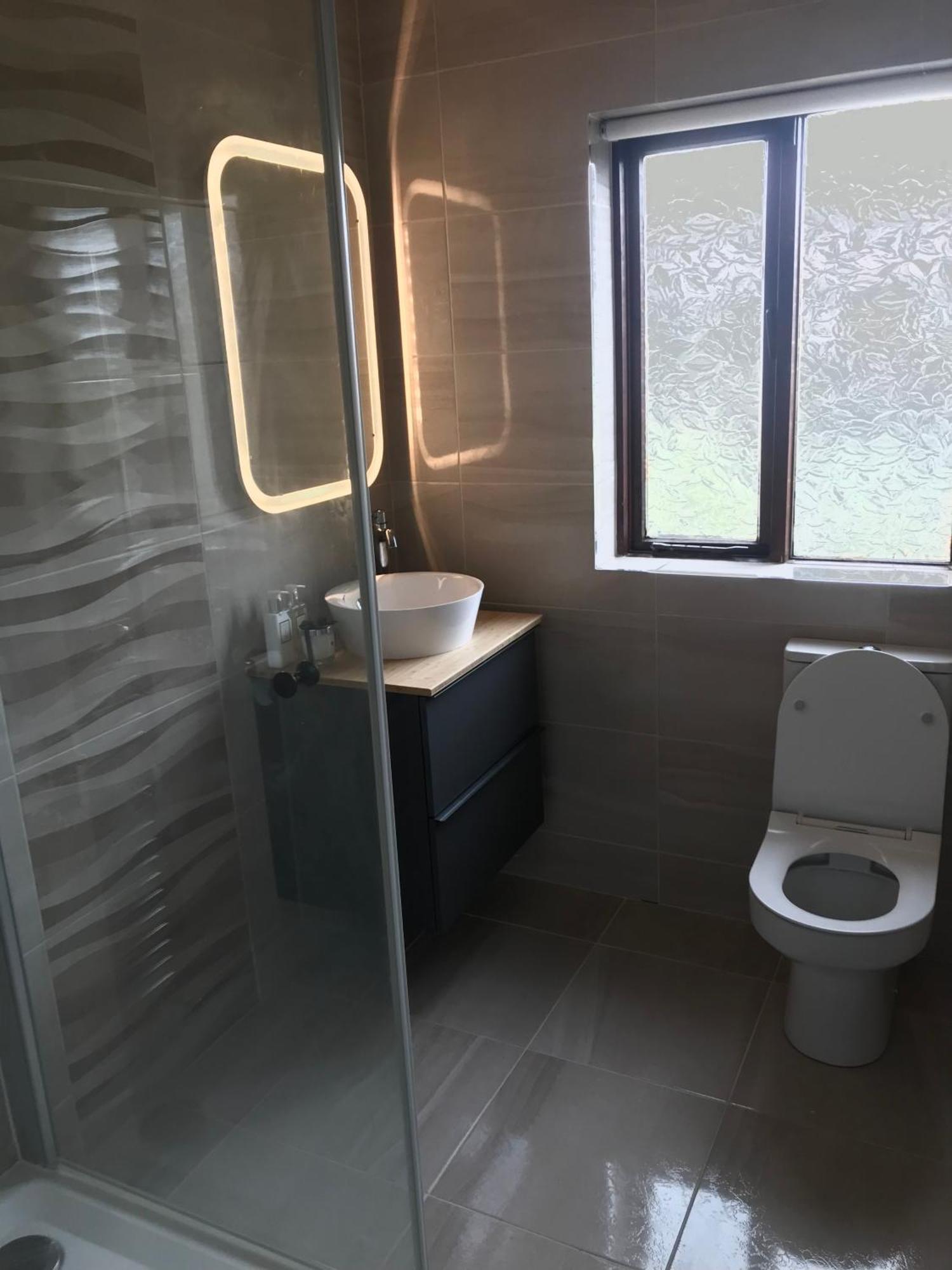 Holiday home Stylish 3 Bedroom Home! *